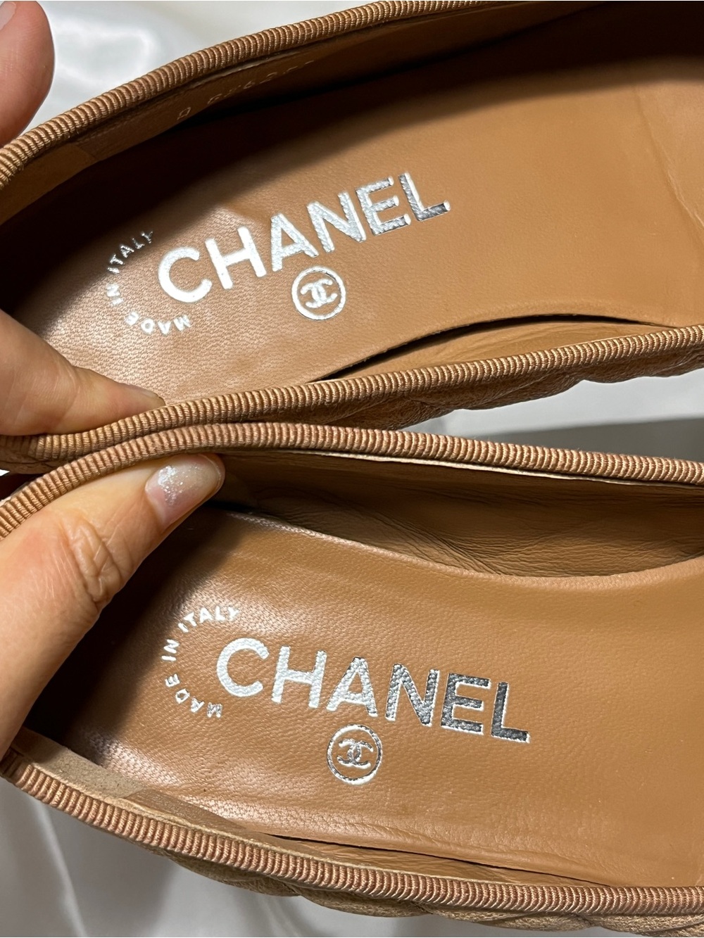CHANEL Quilted Ballet Flats with Patent Camel Toe Cap - Picture 9 of 16